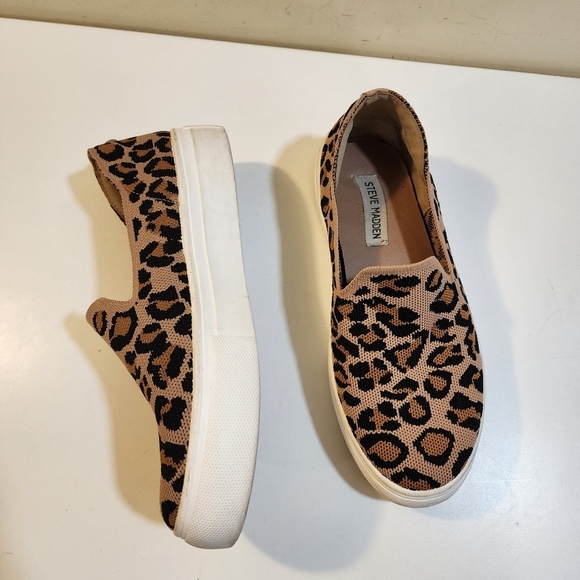 Steve Madden Mailer Animal Print Slip On shoes size 8.5 - Picture 6 of 11